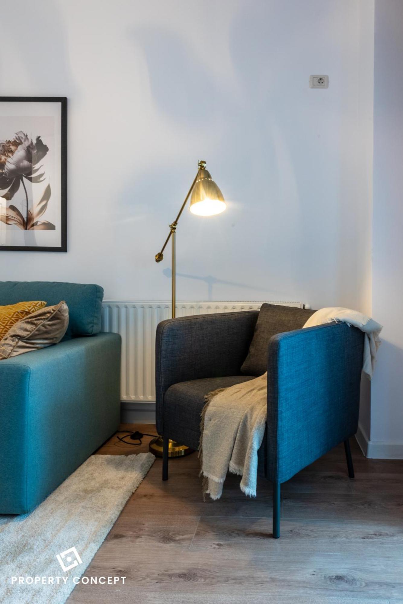 Apartment 911b2 *