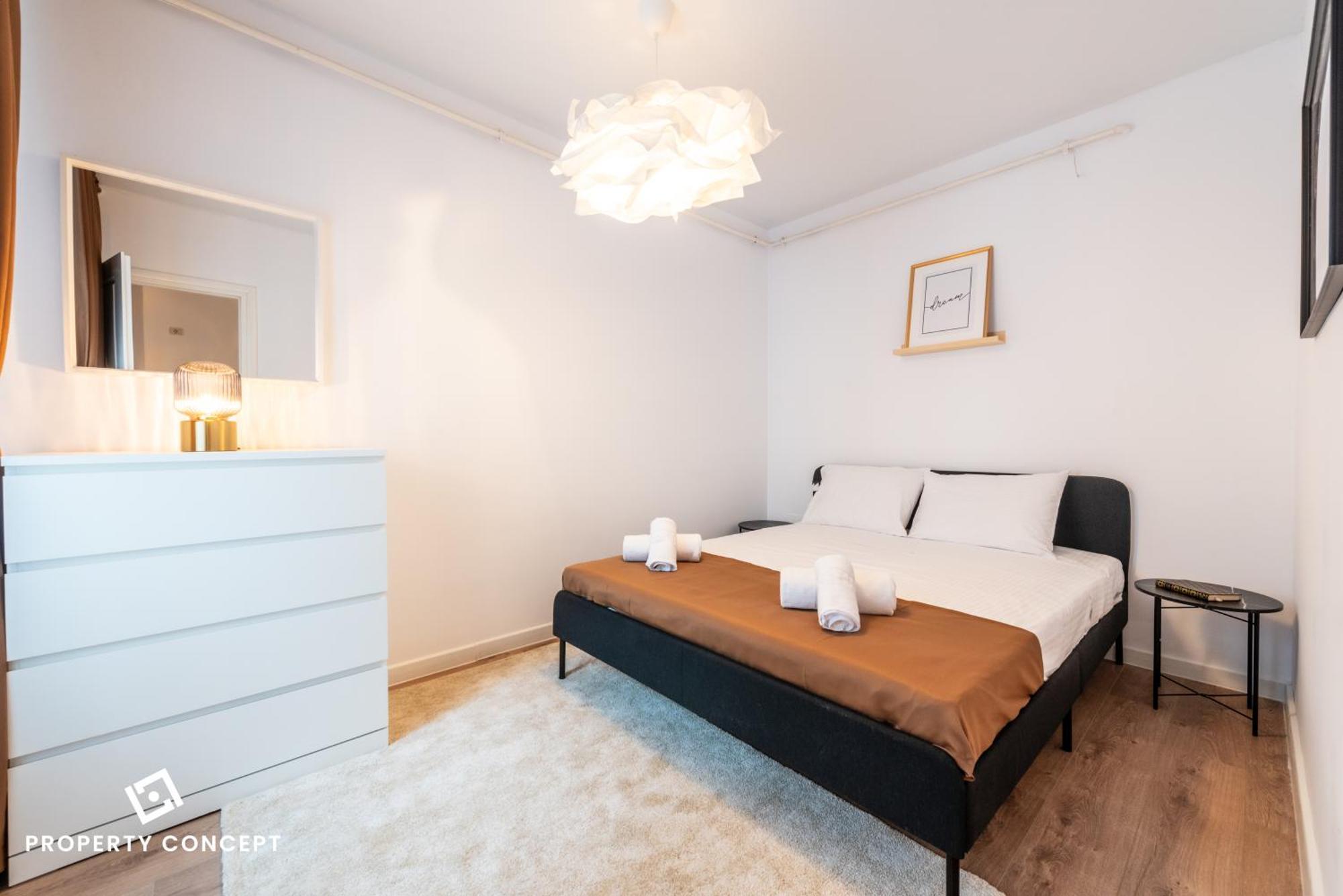 911b2 Apartment *